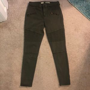 Olive Jeggings, like NEW